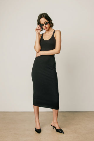 Scoop Neck Ribbed Maxi Dress