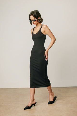Scoop Neck Ribbed Maxi Dress