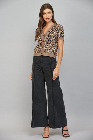 Floral Jacquard Knit Short Sleeve Cardigan
