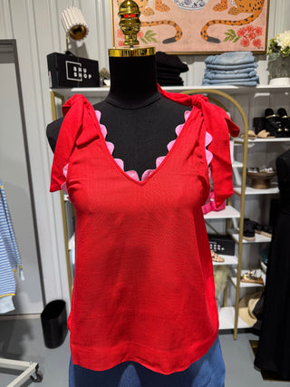 Red Scallop Detailed Top