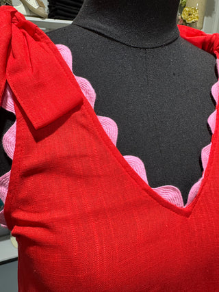 Red Scallop Detailed Top