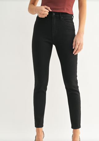 Black Highwaist Skinny Jeans